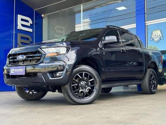 FORD RANGER 2.2 BLACK 4X2 CD 16V DIESEL 4P AUTOMÁTICO